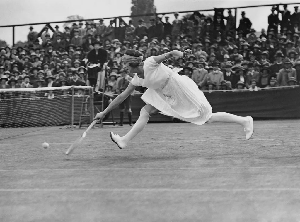 Vintage Style Inspiration: Suzanne Lenglen, Parisian Tennis Star of the 1920's