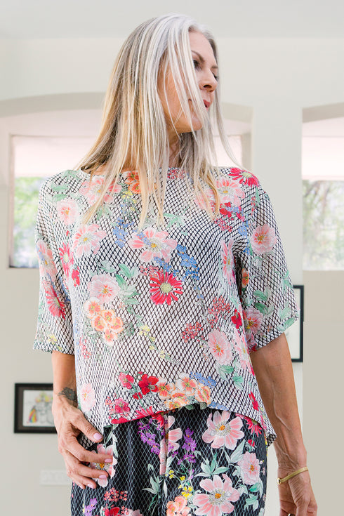 Haut en soie "Fishnet Floral" Jane